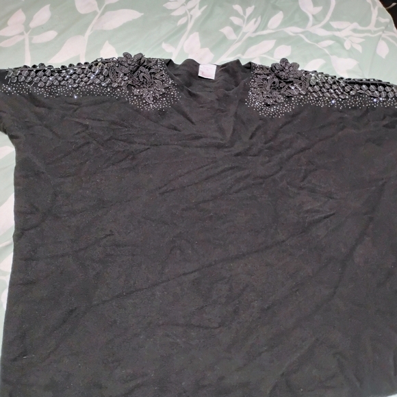 Elegant Black Lace Women's Blouse - Picture 1 of 10